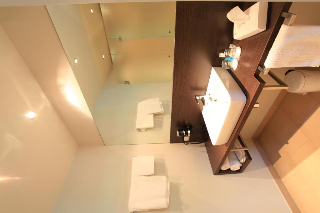 Art Hotel Lauterbach Kaiserslautern Rom bilde